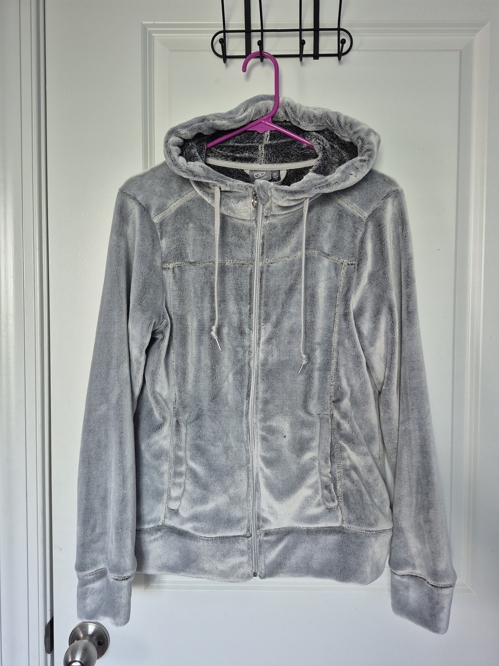 daisy fuentes Plush Hooded Zip-Up Jacket in Light Gray